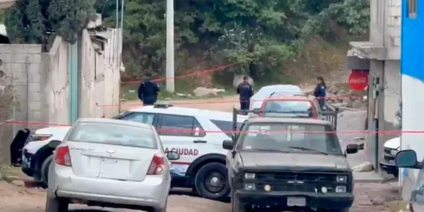 Ejecutan a un hombre dentro de su auto en Canoa