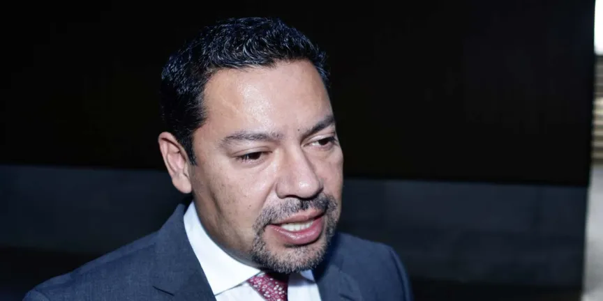 Andrés Villegas niega aspiraciones políticas de su hermano en Tecamachalco