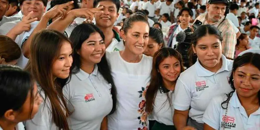 La aprobación de Claudia Sheinbaum bajó a 68% en abril, según Encuesta EF; economía y seguridad muestran desgaste, aunque mejora la percepción sobre su relación con Donald Trump.