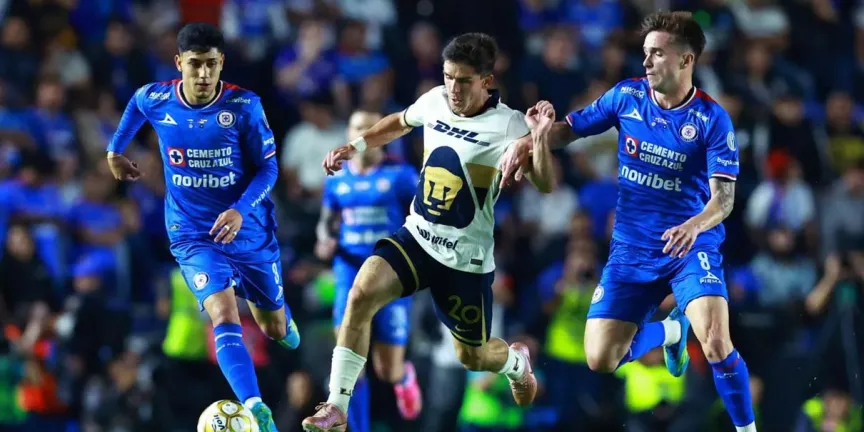 Cruz Azul perdona en casa y Pumas resiste en la ida de la gran final