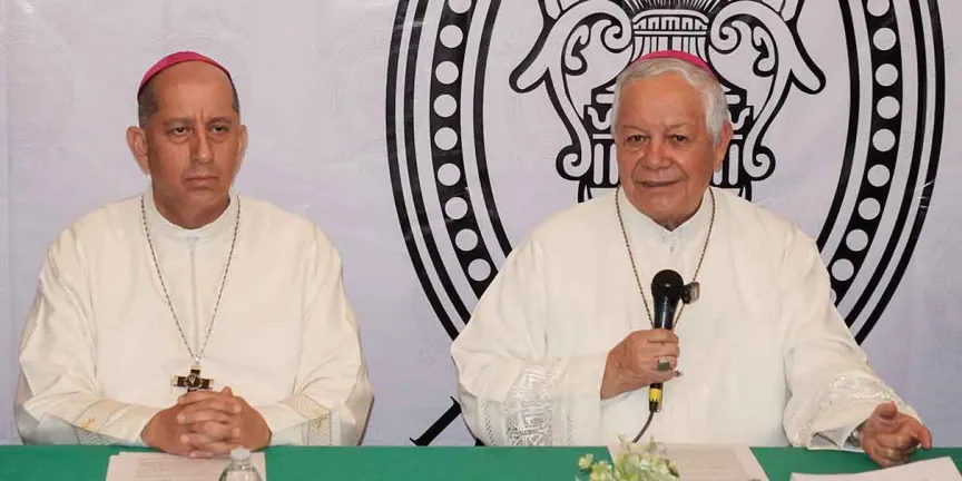 Arzobispo de Puebla reunirá a fieles y obispos por sus bodas de oro sacerdotales