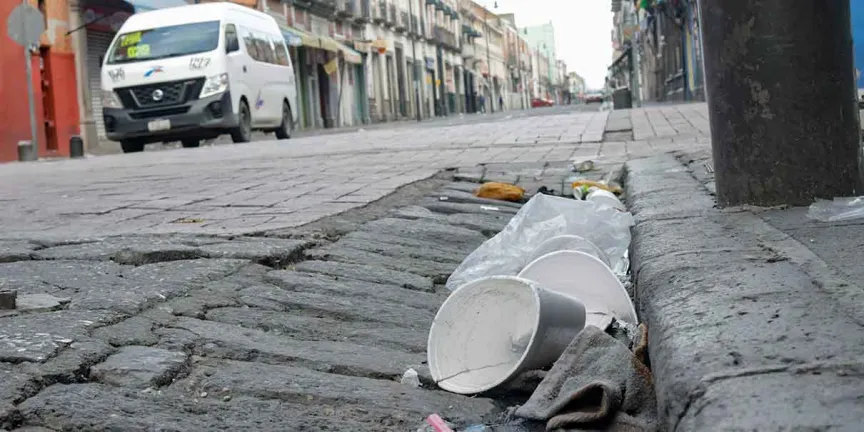 Drenaje viejo y basura agravaron el desastre por inundación en Puebla capital