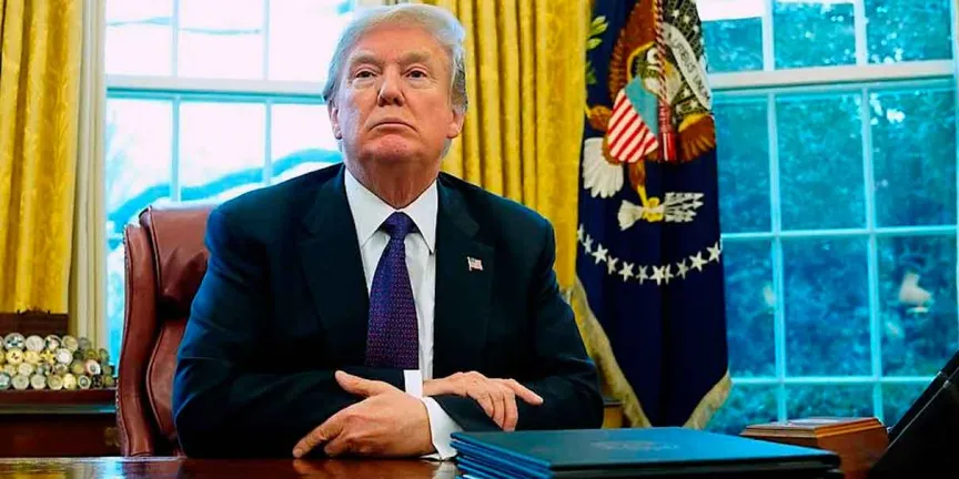 Donald Trump calificó de antipatriótica la resolución aprobada por la Cámara de Representantes para limitar sus poderes militares frente a Irán.