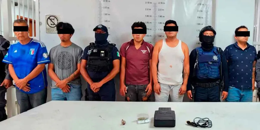 Operativo en Cuautlancingo y Coronango permite recuperar camión robado