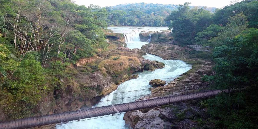 Cascadas Las Nubes, Chiapas: el santuario turquesa de la Selva Lacandona que debes visitar