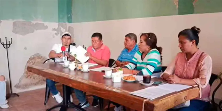 Transportistas de Ruta 22 acusan competencia desleal en Tepeaca