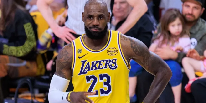 LeBron James deja a los Lakers y apunta a una 24.ª temporada en la NBA