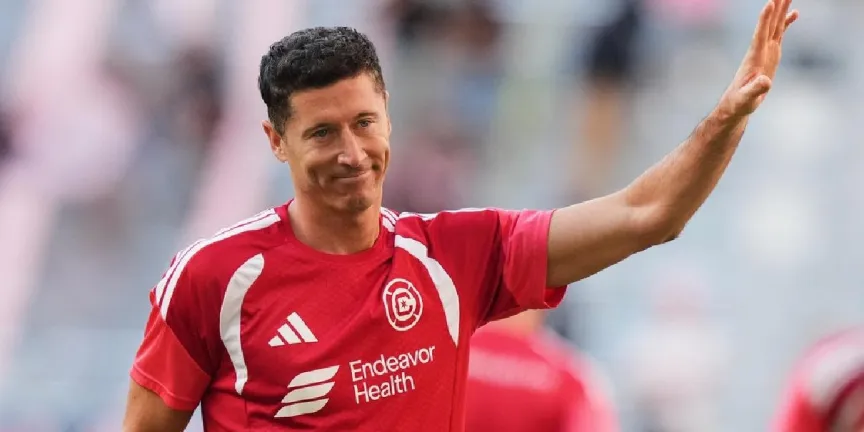 Lewandowski respeta a la Liga MX: el atacante polaco asegura que los partidos contra mexicanos siempre son duelos especiales.