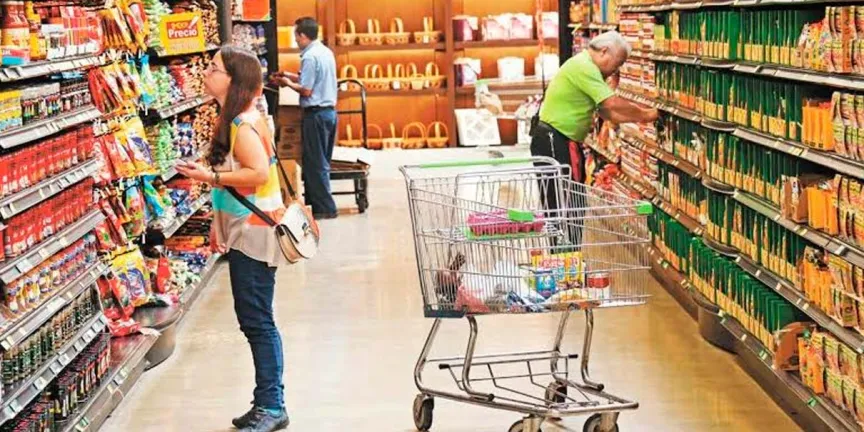 El Mundial apagó las ganas de comprar, JUNIO el peor mes 