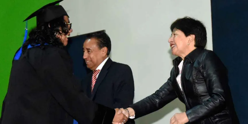 Primera generación de licenciaturas de la UPA BUAP se gradúa; 64 adultos mayores concluyen sus estudios universitarios