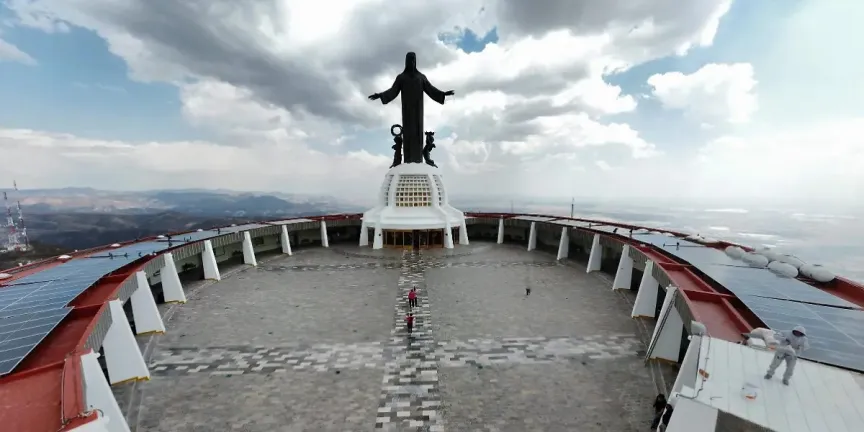 ¿Qué hacer en el Cerro del Cubilete? Visita el majestuoso Santuario de Cristo Rey en Guanajuato