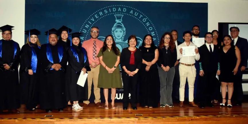 Lilia Cedillo reconoce a egresados de Comunicación de la BUAP y destaca su papel frente a la desinformación