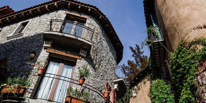 Temporada del Chile en Nogada llega a Val'Quirico con sabores tradicionales y ambiente europeo