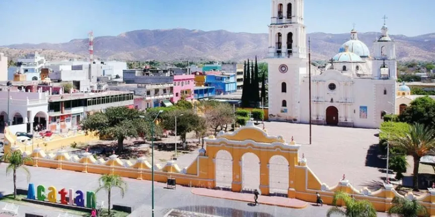 Autoridades de Acatlán pidieron a la población evitar rumores que debilitan al gobierno municipal