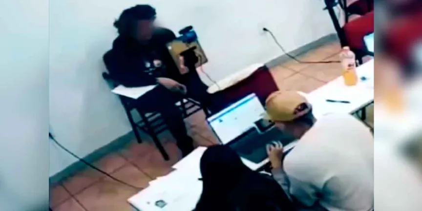 Examen UNAM: extrabajador acusa cobros de hasta 10 mil por hacer trampa