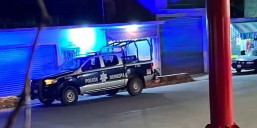 Balean casa en Izúcar; agresores escapan en motocicleta