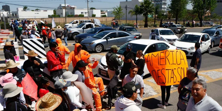 Cerrar vialidades entorpecen investigaciones para dar con los desaparecidos: Fiscalía