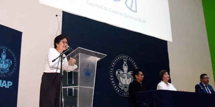 Dicta conferencia Rectora Lilia Cedillo en conmemoración del XIII aniversario de la Licenciatura en Biotecnología de la BUAP