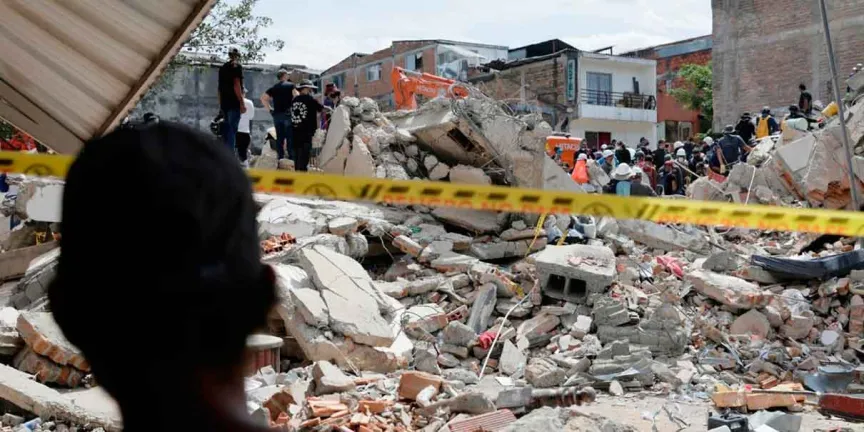 Murieron dos mexicanos durante terremoto en Colombia