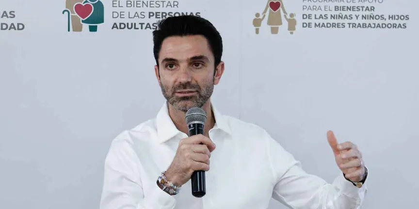 Rodrigo Abdala busca candidatura en Puebla 2027, pero rechaza promocionarse en bardas