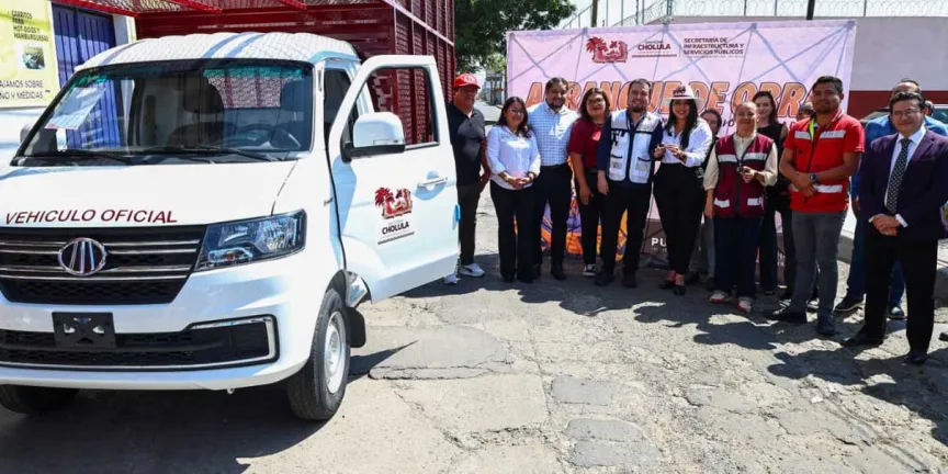 Tonantzin Fernández cumple con más acciones de obra pública en San Pedro Cholula