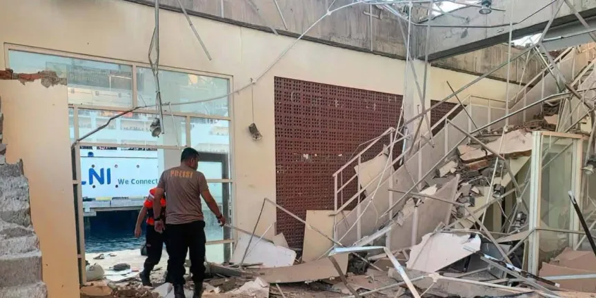 Terremoto de 6.9 golpea Indonesia tras sismo de 7.7