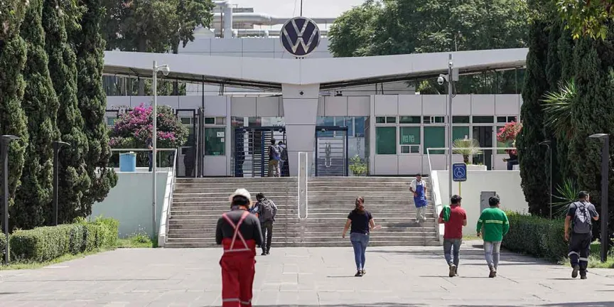 Volkswagen gana tiempo: huelga se aplaza al miércoles