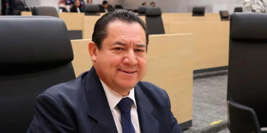 El diputado Rosalío Zanatta propuso reformas a la Constitución del Estado para fortalecer la participación y desarrollo de las juventudes