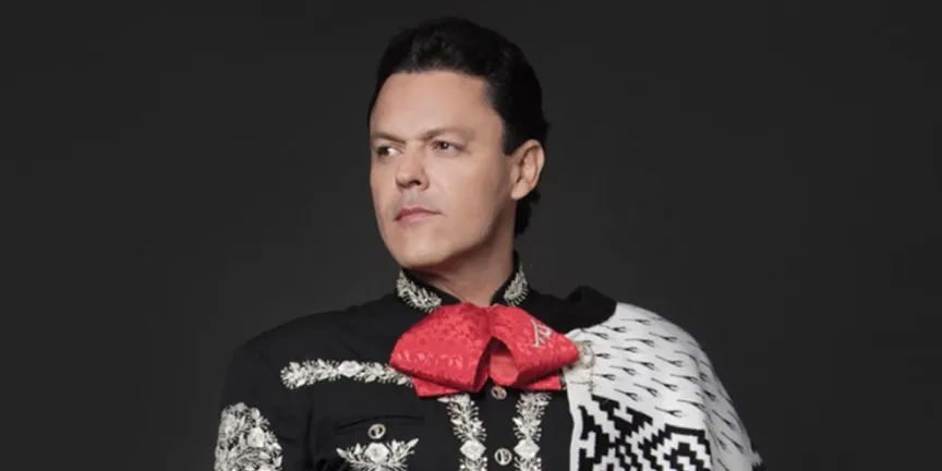 Los grandes de la música mexicana que debes escuchar este mes patrio