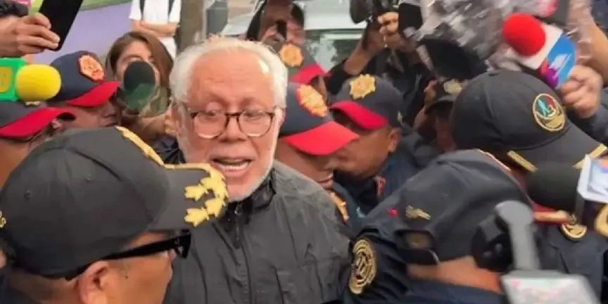 Luis de Llano sale tras arresto y ni una palabra sobre Sasha Sokol