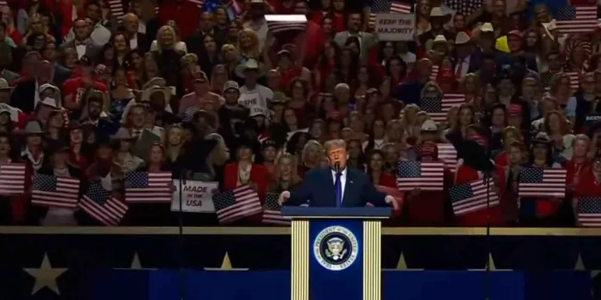 Trump ofrece 5 mil dólares si republicanos retienen el Congreso